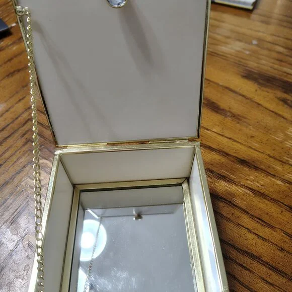 Jewelry/Trinket Box Glass - Picture 3 of 9